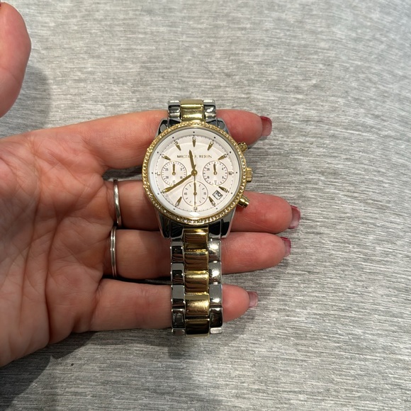 Michael Kors watch - Picture 2 of 3